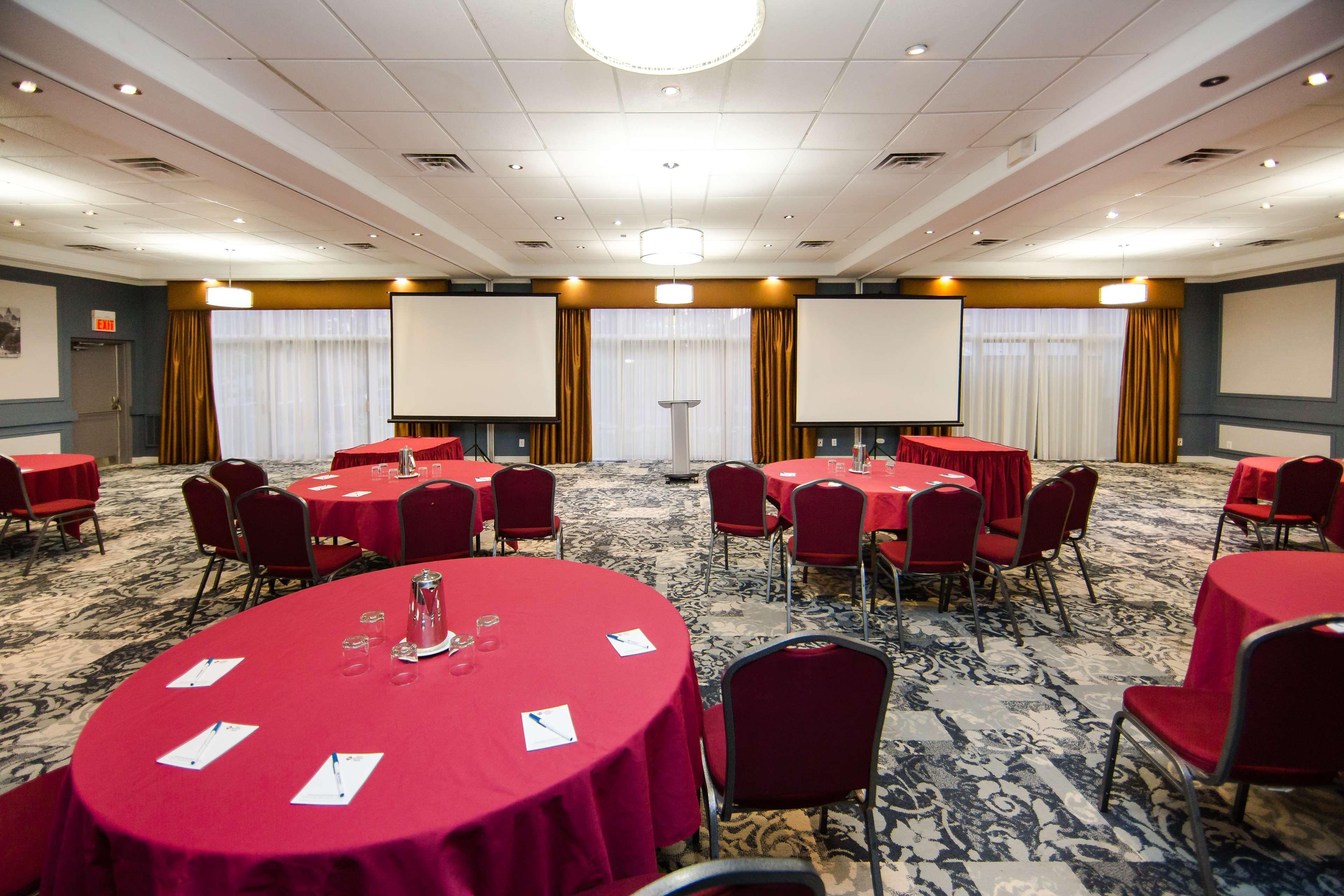 Best Western Plus Ottawa Kanata Hotel And Conference Centre Exterior photo